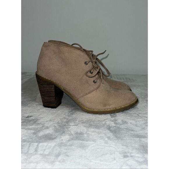 Restricted Fall Booties. Victorian Gothic Chic Tan Women’s 7.5 - Picture 1 of 8